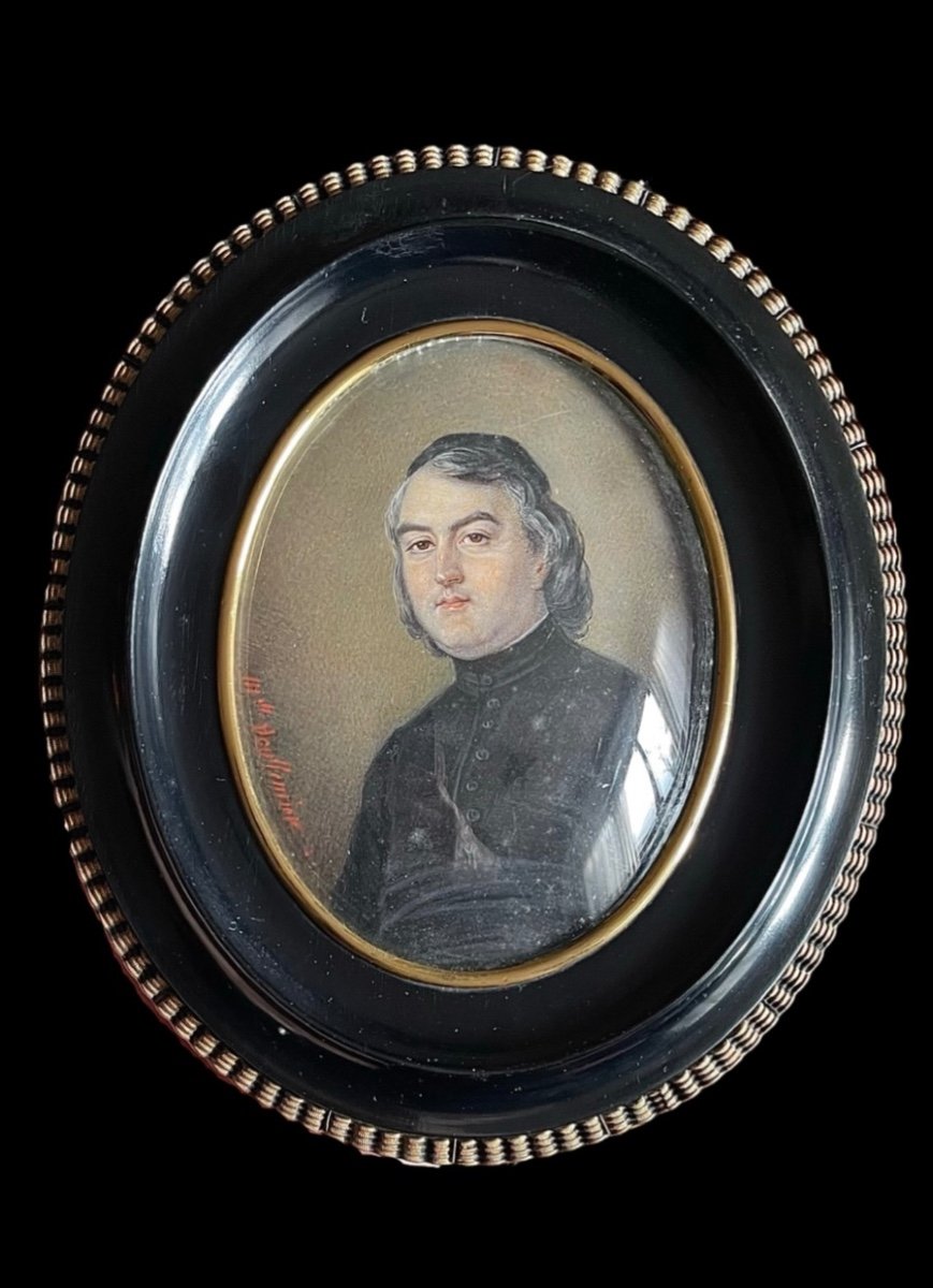 Huile Miniature Sur Plaque d'Os Représentant Un Personnage Masculin. 