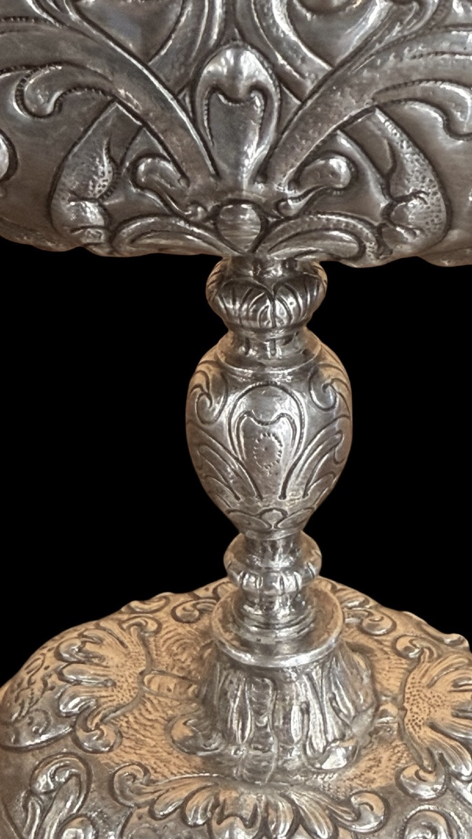 Incense Holder In Embossed Silver With Festoons Of Leaves And Scrolls. -photo-4
