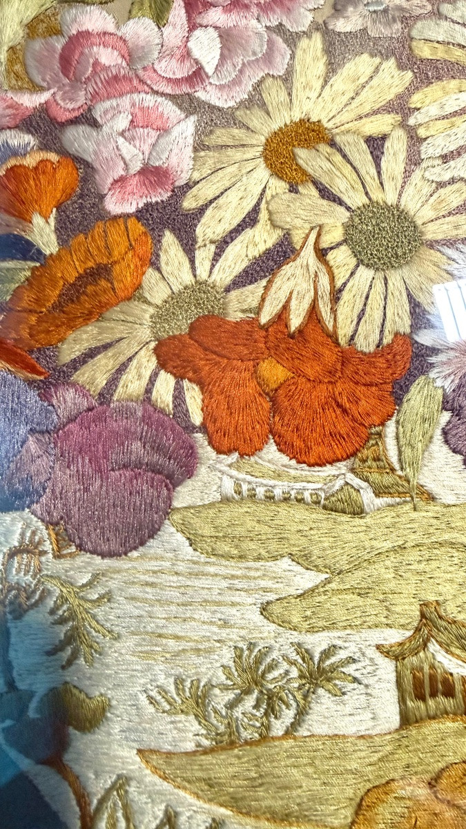 Framed Panel With Flower Vase Embroidered On Fabric. -photo-4