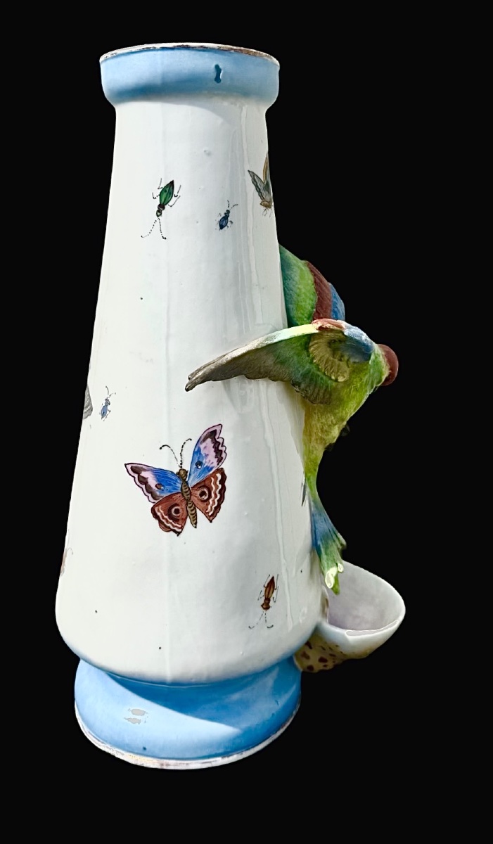 Porcelain Vase With An Applied Parrot And A Small Dish. Decorated With Insects And Butterflies.-photo-4