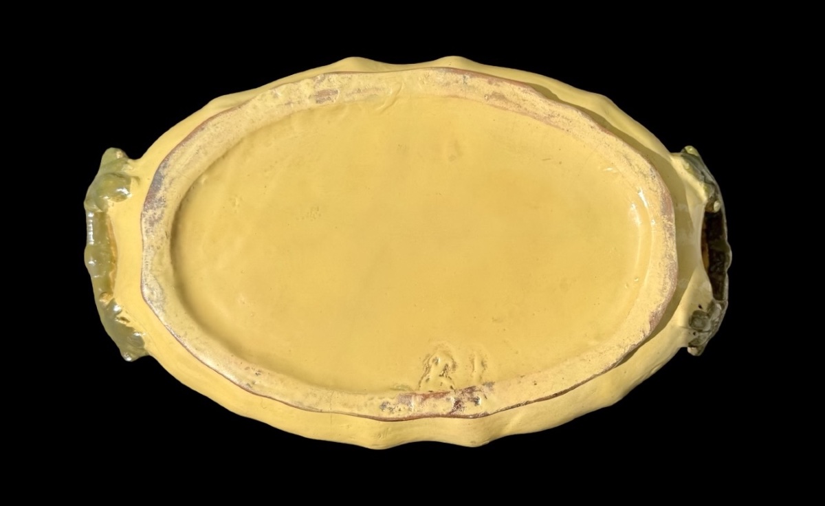 Lobed-shaped Majolica Soup Tureen With A Yellow Background And Rocaille Scroll Decorations-photo-5