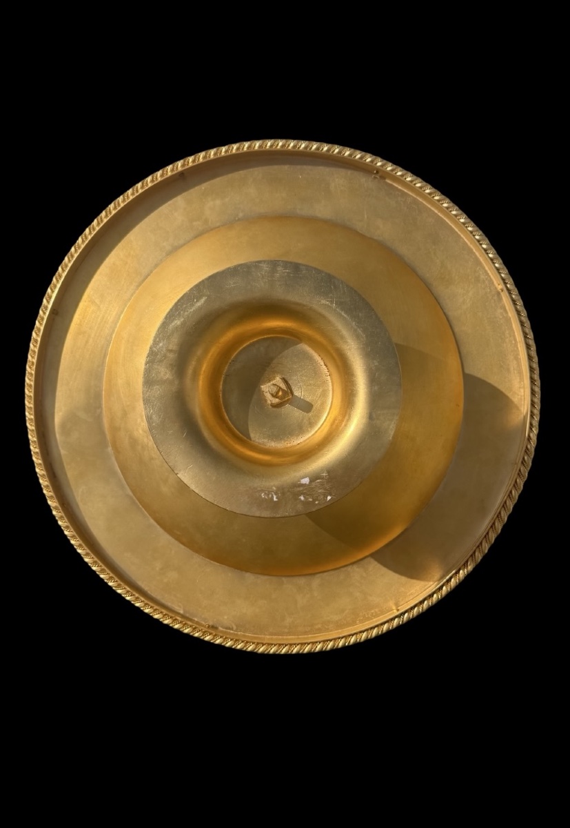 Coupe de centre de table en bronze doré ornée de pierres d'agate -photo-1
