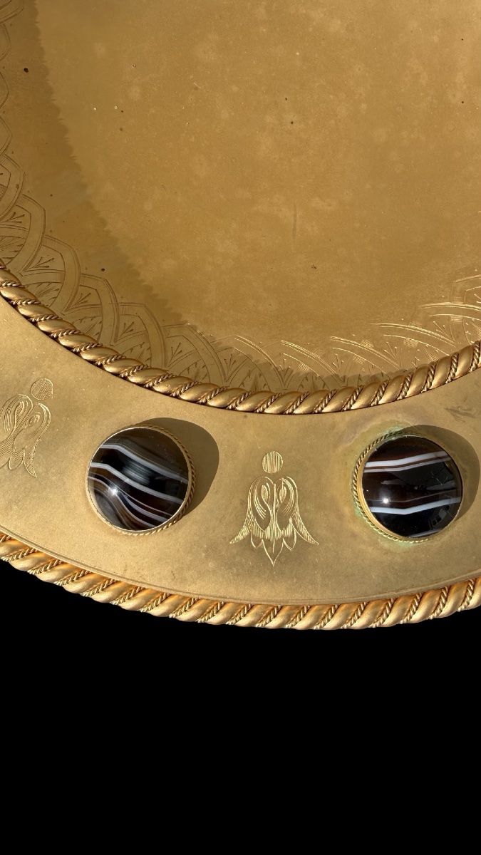 Coupe de centre de table en bronze doré ornée de pierres d'agate -photo-2