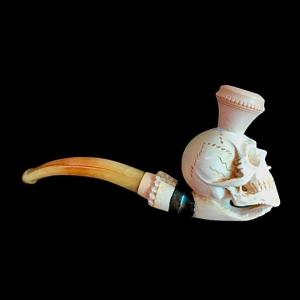 Meerschaum Pipe Depicting A Hand Holding A Skull 