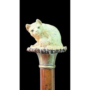 Walking Stick With A Deer Antler Knob Depicting A Cat Playing With A Ball Of Yarn.