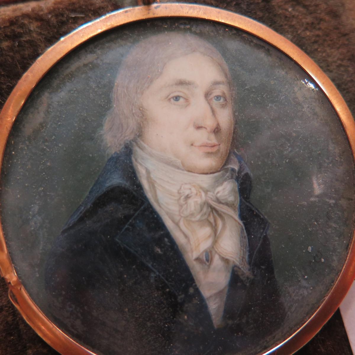 Portrait miniature fin du XVIIIéme. Signé et daté.