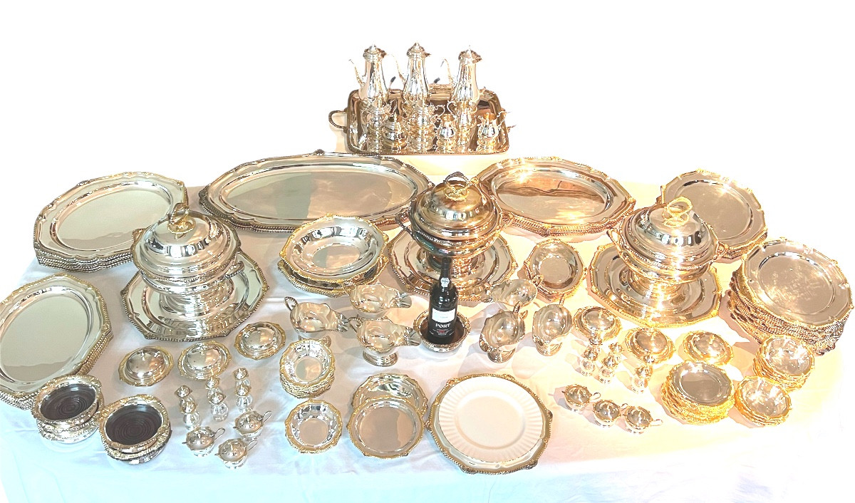 Ménagère Et Pièces De Forme Argent Vermeil 