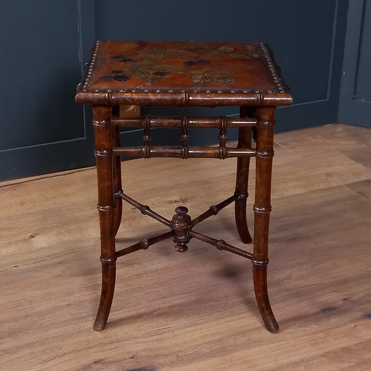 Tabouret Art Nouveau de George Hulbe-photo-2
