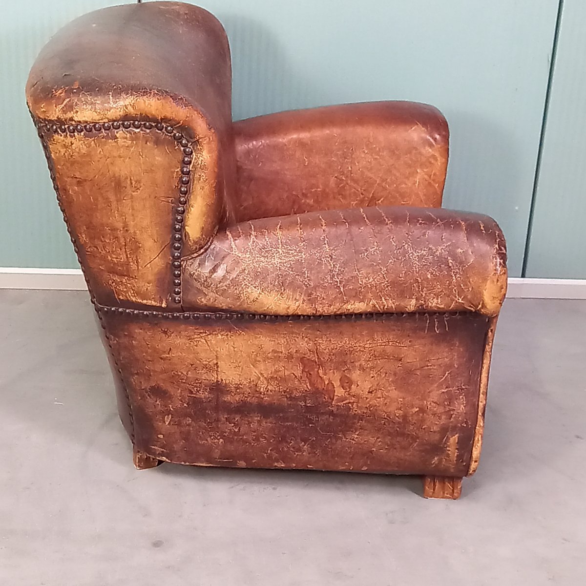 Fauteuil français ancien du XIXe siècle – solidement cloué-photo-3