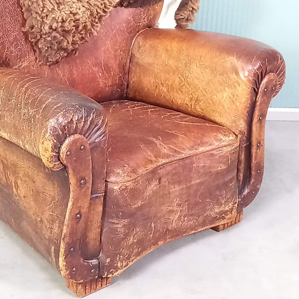Fauteuil français ancien du XIXe siècle – solidement cloué-photo-2