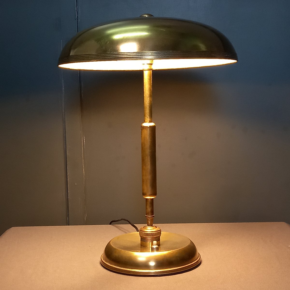 Design Table Lamp By Giovanni Michelucci