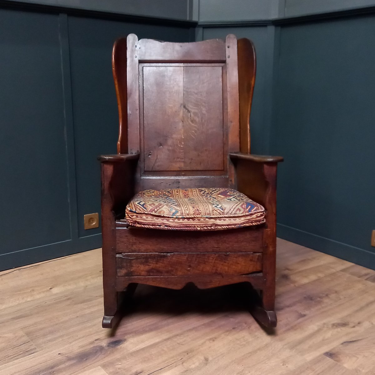 Fauteuil à bascule gallois pour l'agnelage