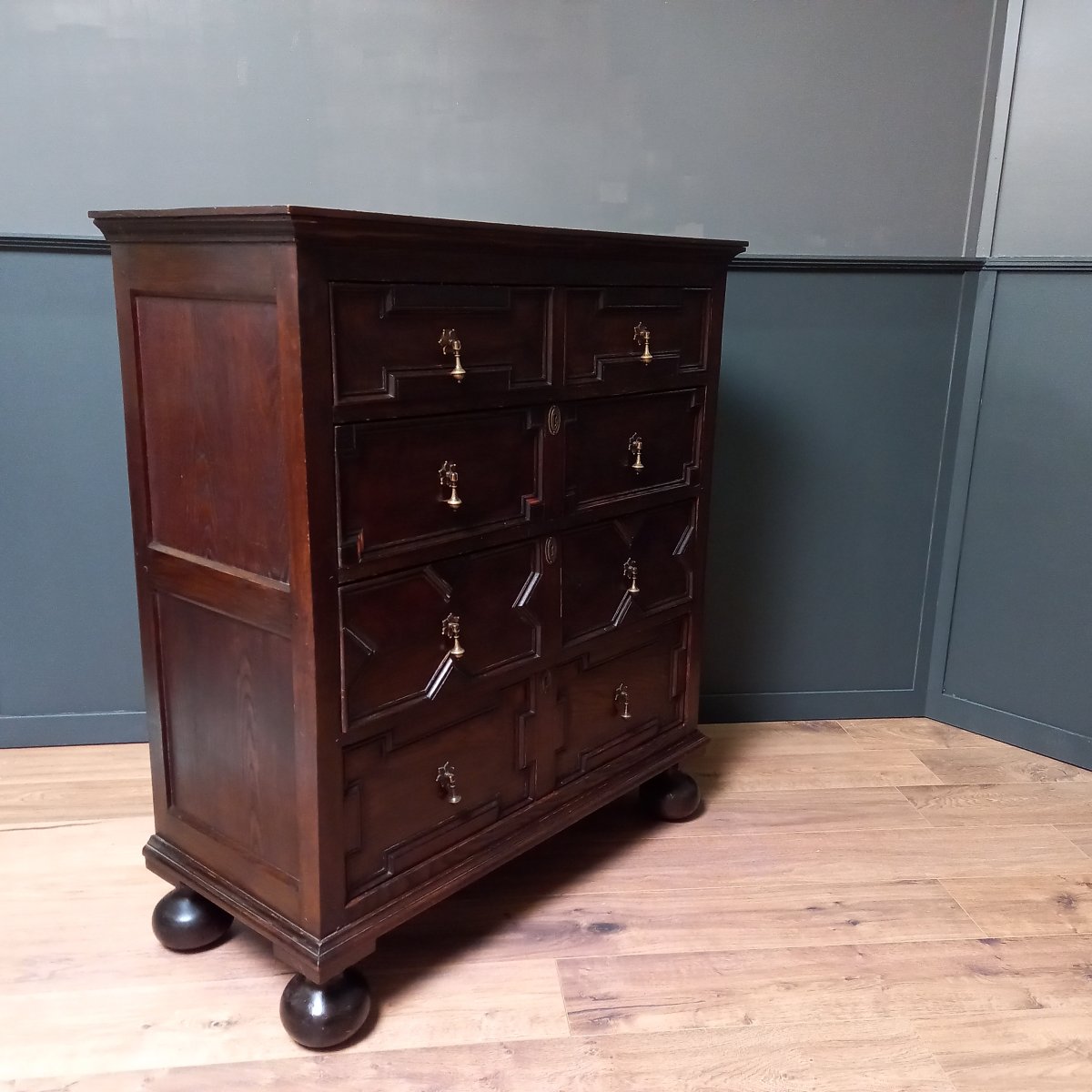 18th Century English Chest Of Drawers-photo-3