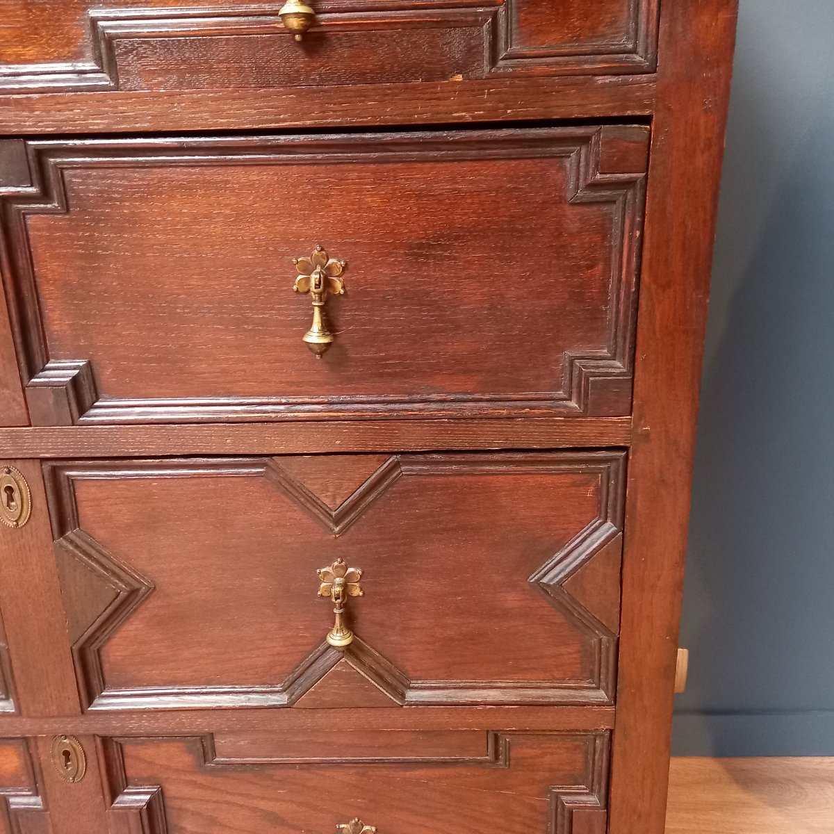 18th Century English Chest Of Drawers-photo-8