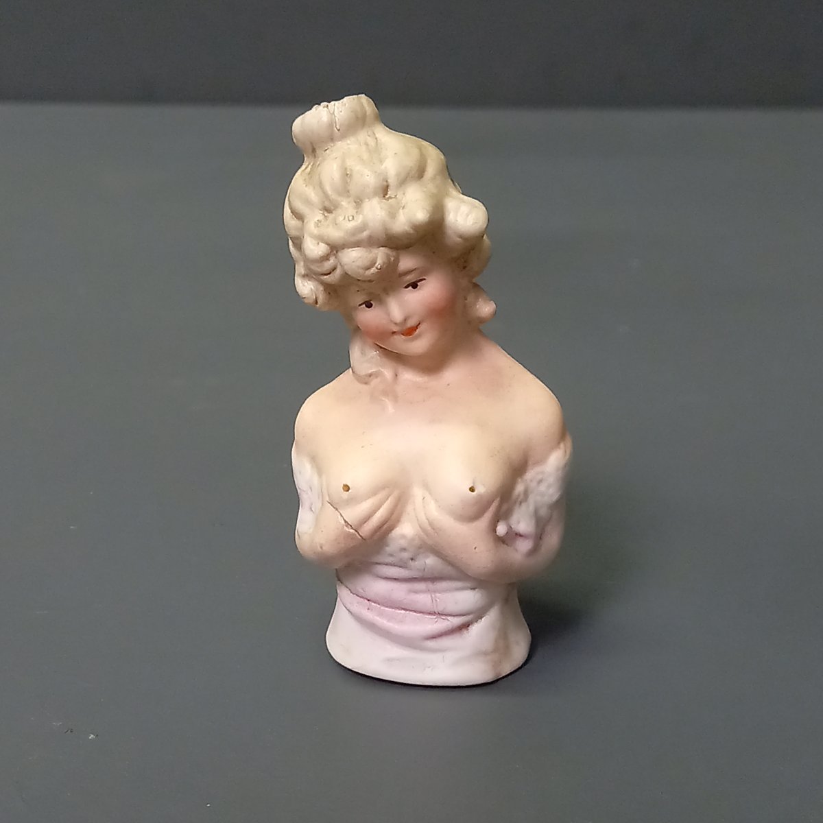 Figurines victoriennes en porcelaine biscuit-photo-5