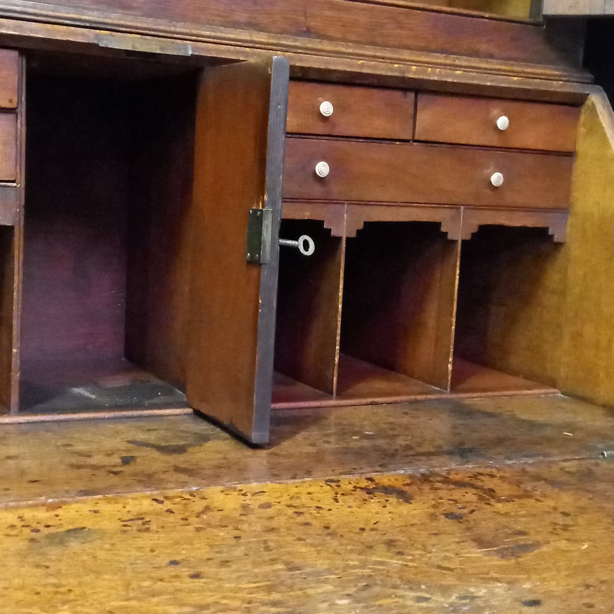 18th-century Secretary-photo-2