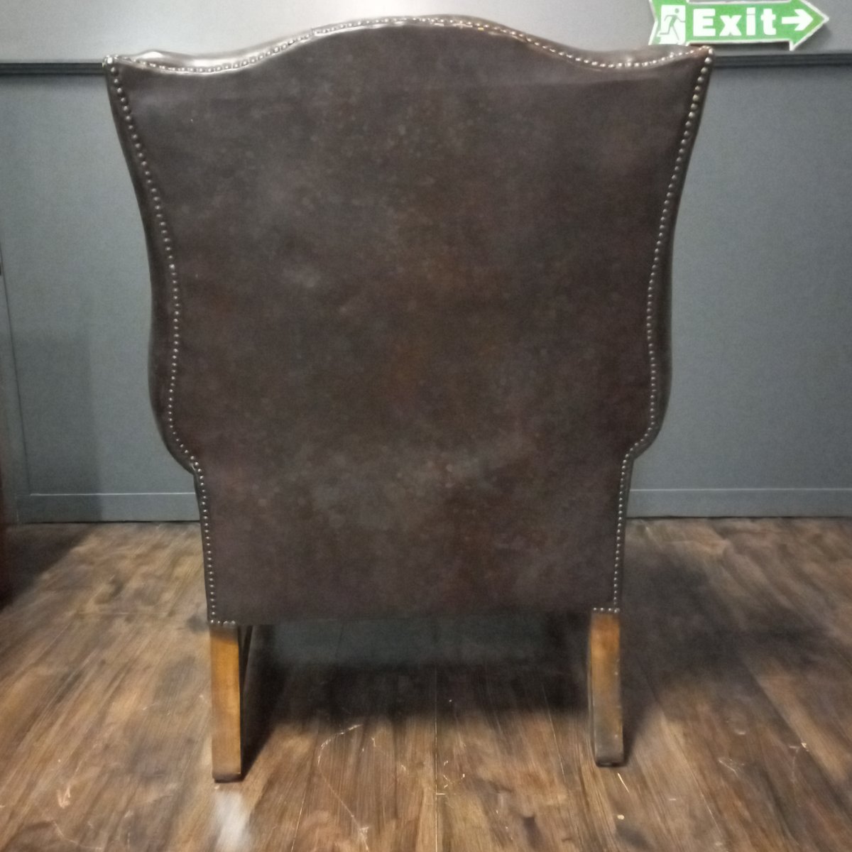 Wingback Chair, Vintage Chesterfield Chair-photo-1
