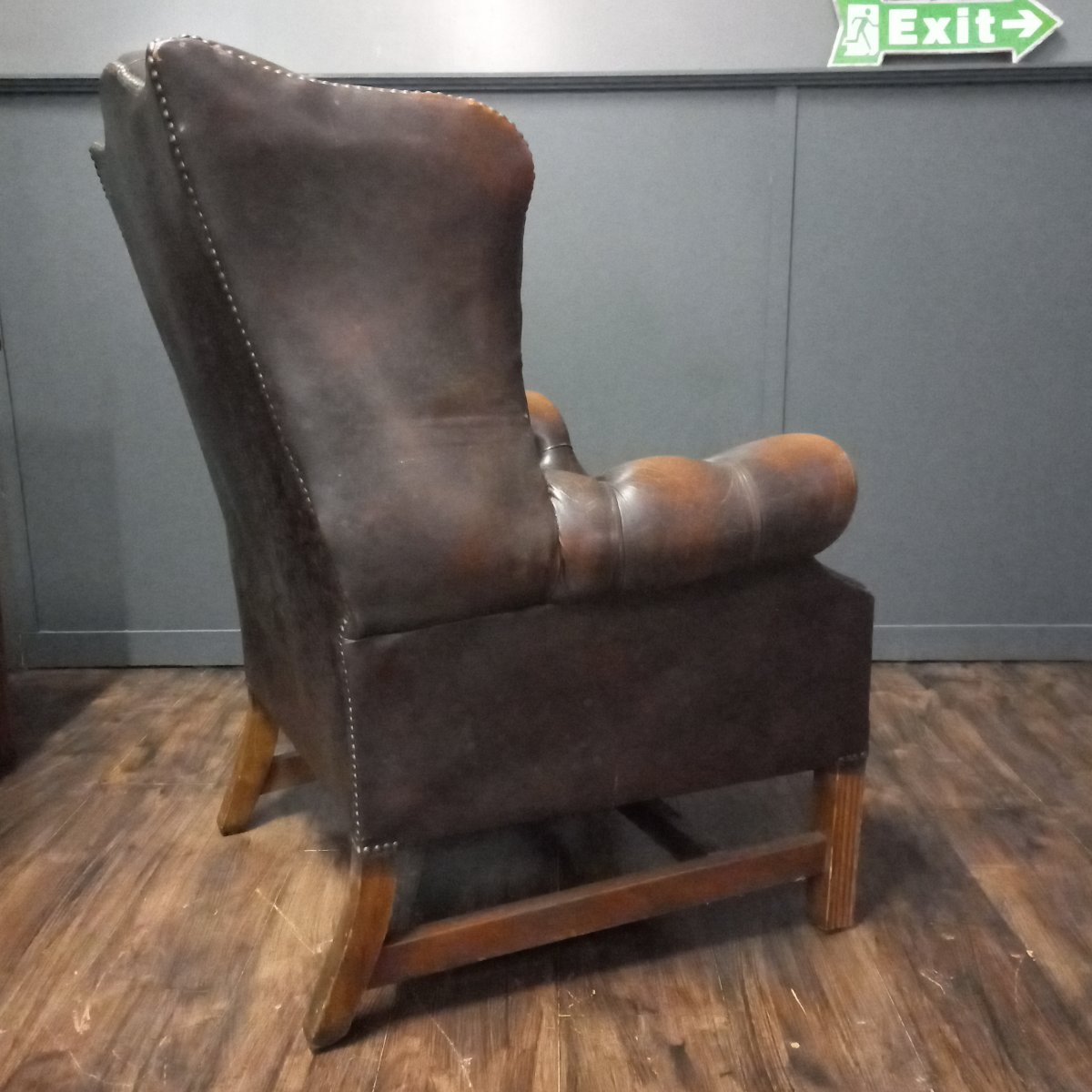 Wingback Chair, Vintage Chesterfield Chair-photo-2
