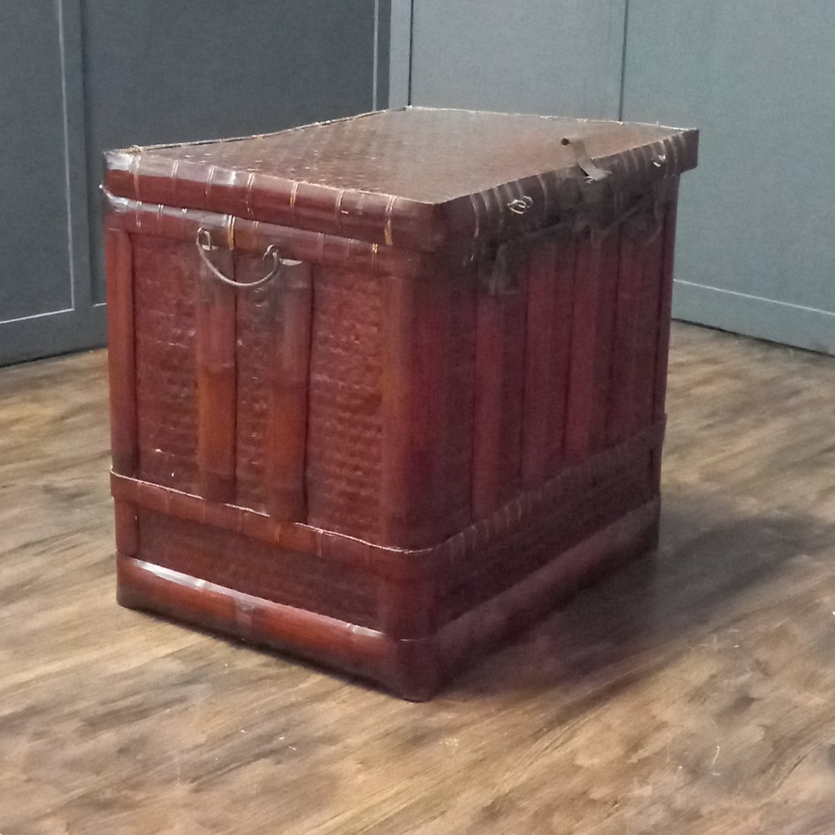 Antique Bamboo Storage Chest (china)-photo-2
