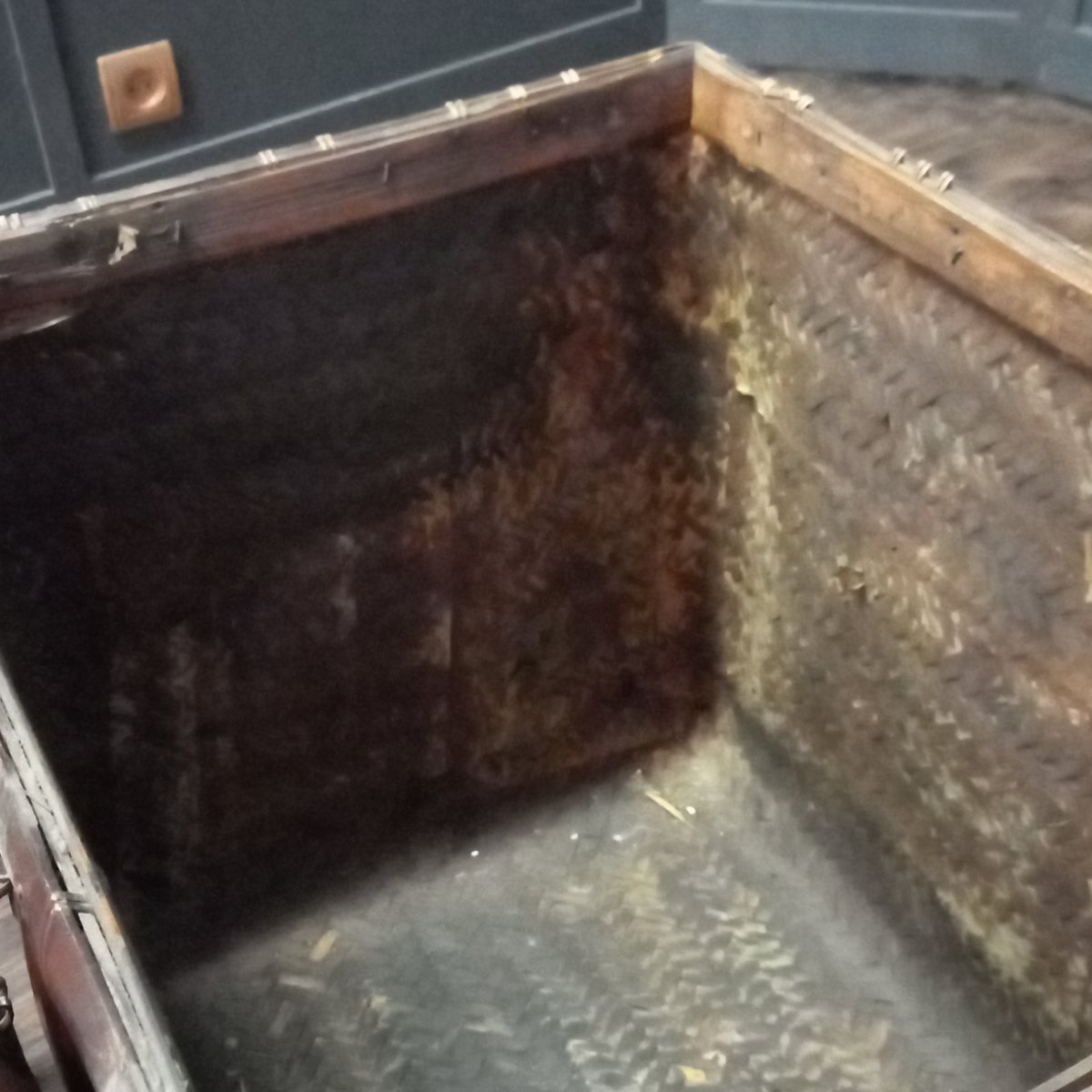 Antique Bamboo Storage Chest (china)-photo-4
