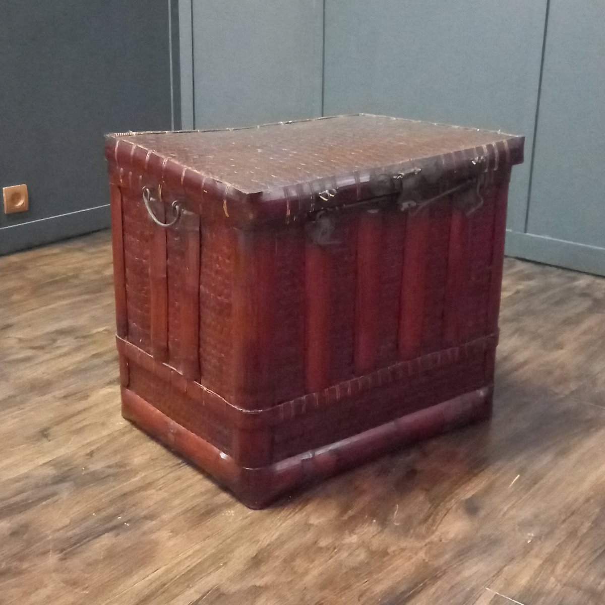 Antique Bamboo Storage Chest (china)-photo-5