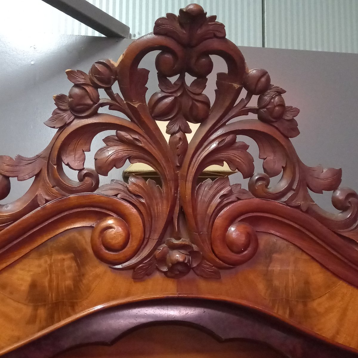 A Walnut Drop-leaf Desk Of Dutch Origin, Topped With A Pediment; William Period-photo-5