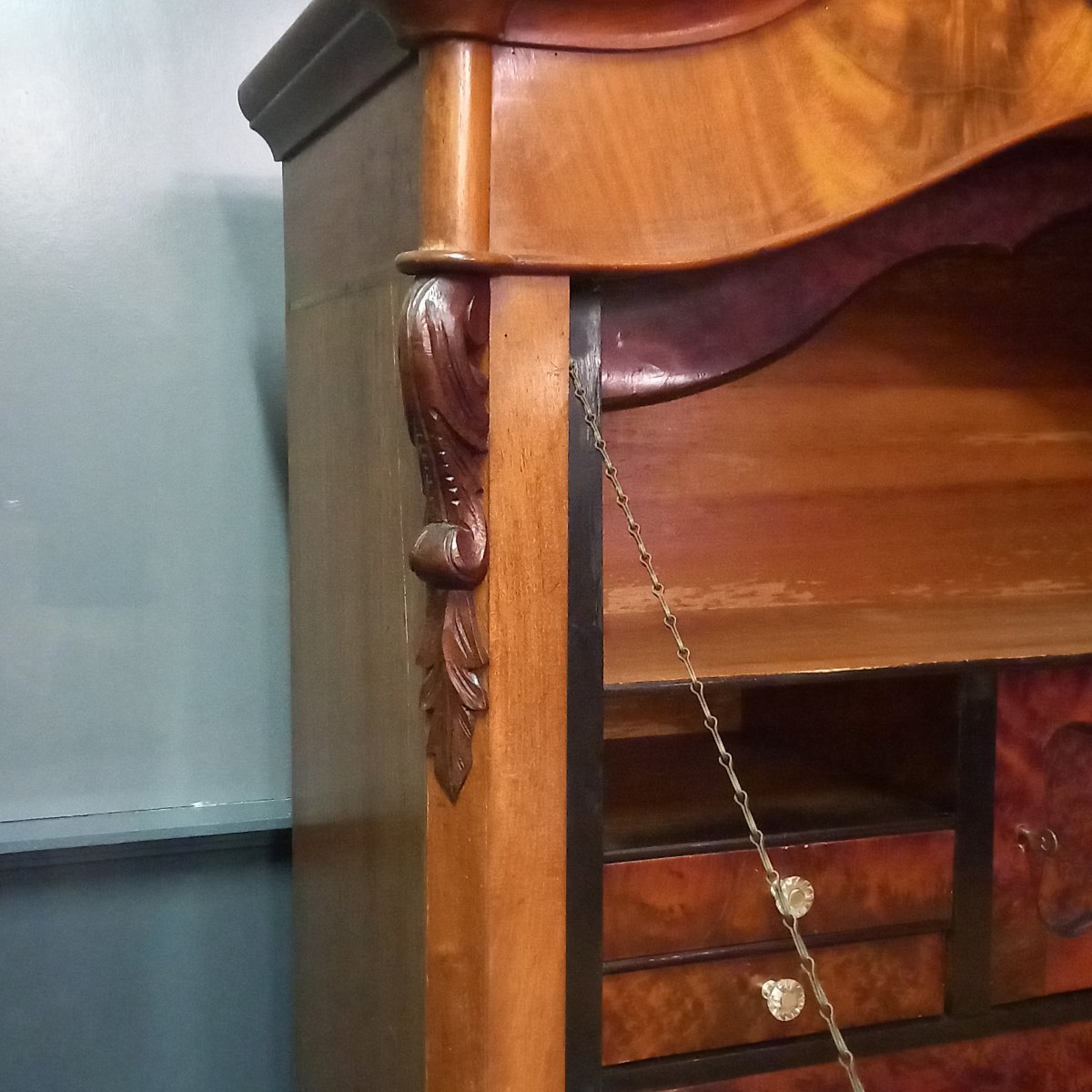 A Walnut Drop-leaf Desk Of Dutch Origin, Topped With A Pediment; William Period-photo-6