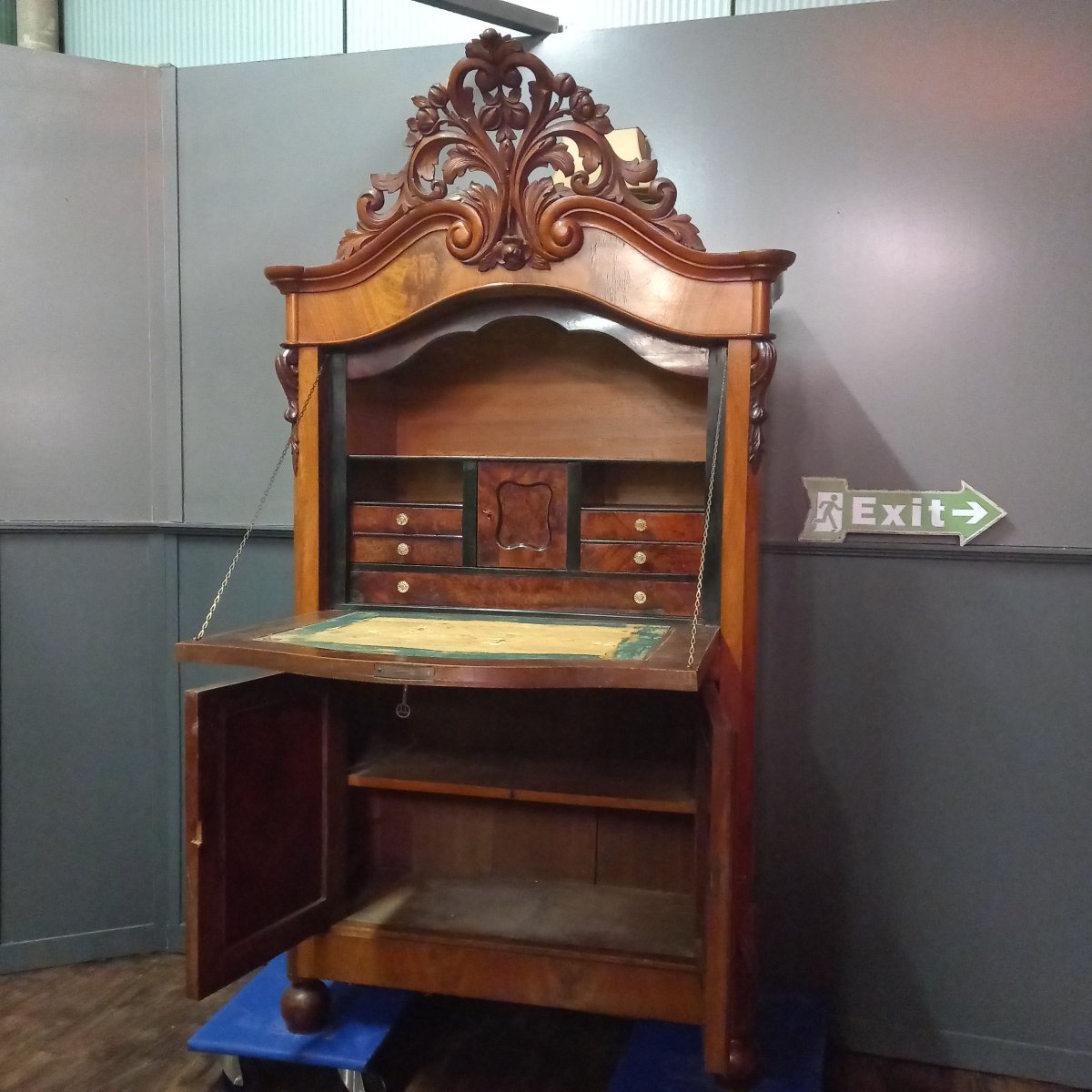 A Walnut Drop-leaf Desk Of Dutch Origin, Topped With A Pediment; William Period-photo-7