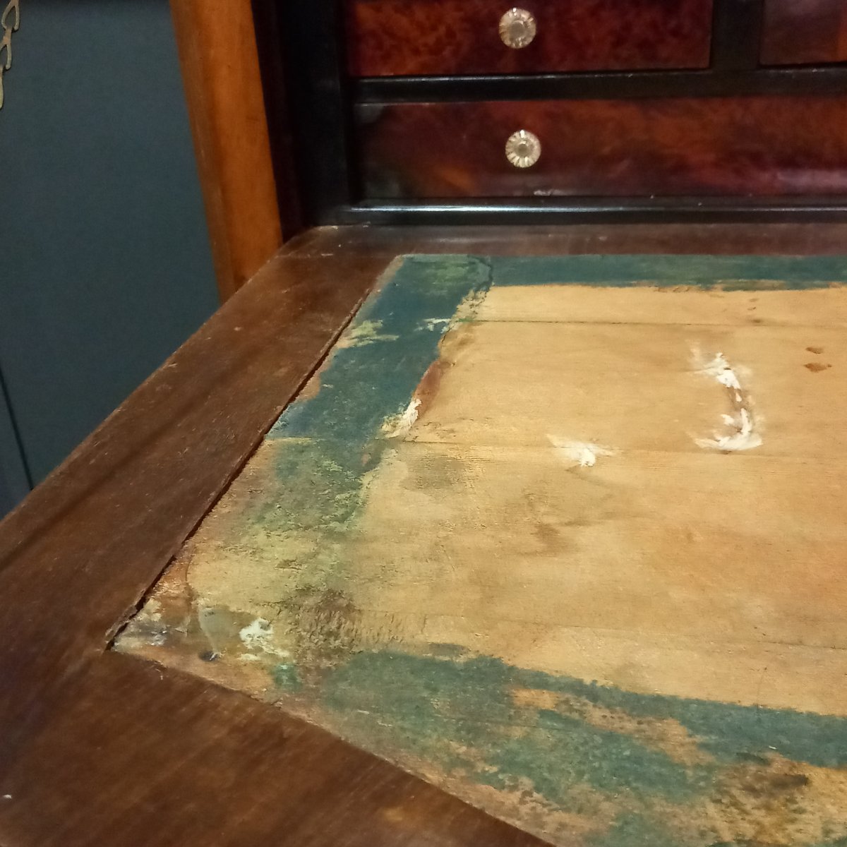 A Walnut Drop-leaf Desk Of Dutch Origin, Topped With A Pediment; William Period-photo-8
