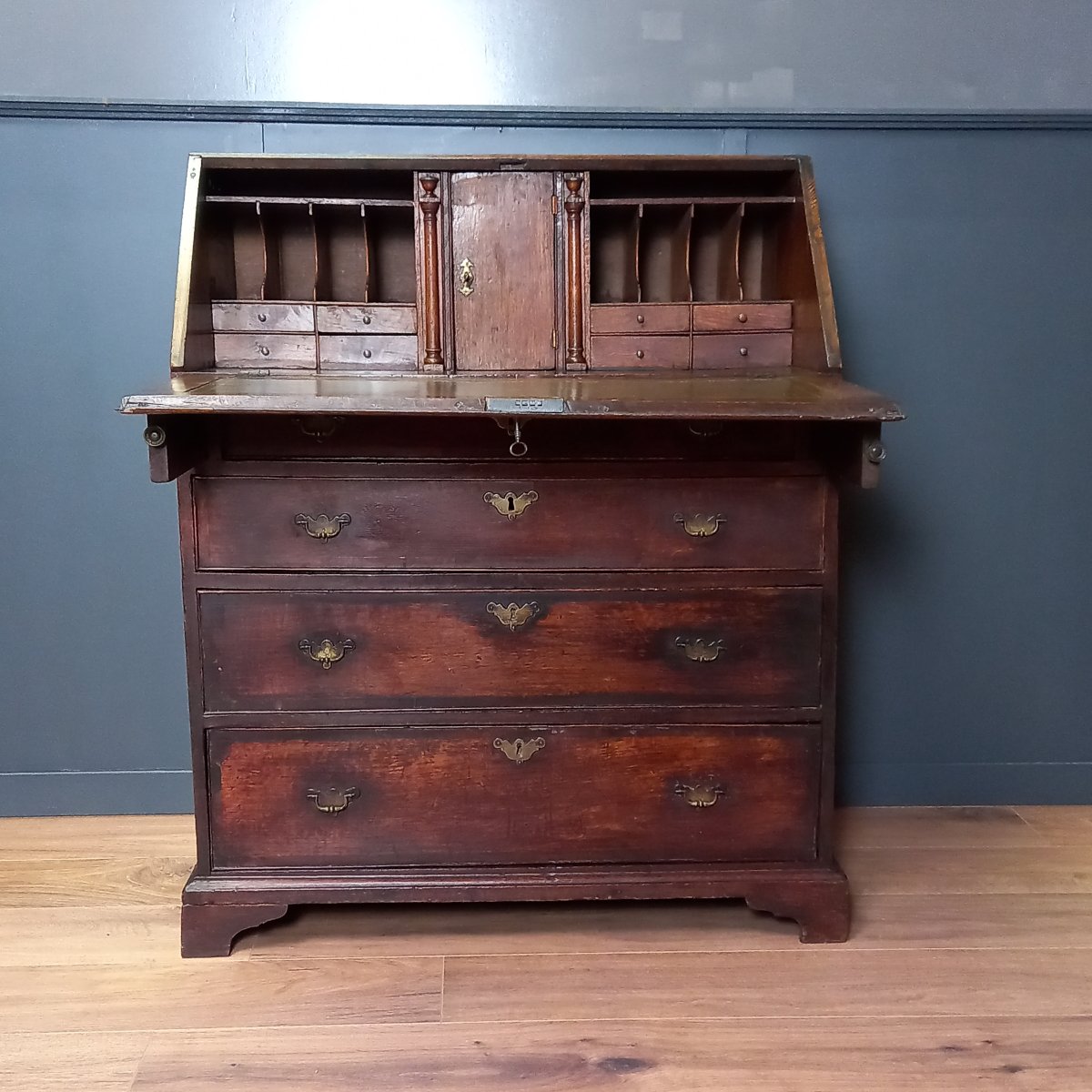 18th-century English Mahogany Secretary Desk-photo-2
