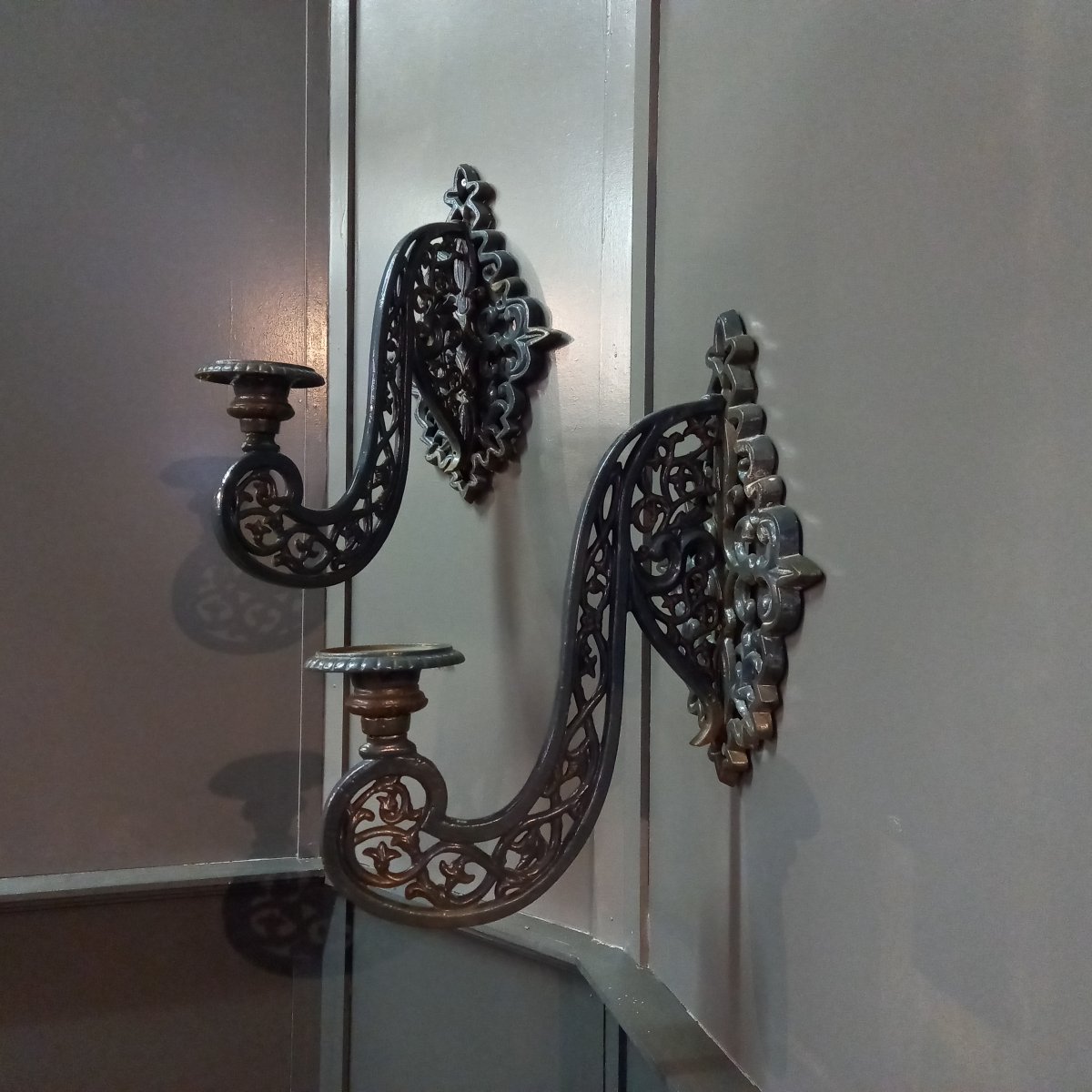 A Pair Of Large Cast-iron Wall Sconces From 1880-photo-3