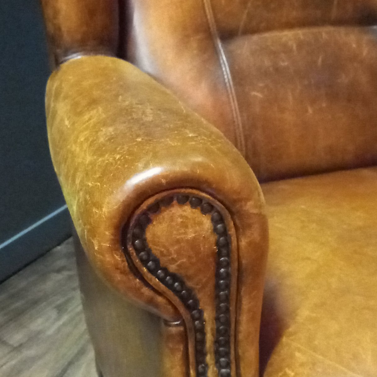 Sturdy Wingback Chair Made Of Sheepskin-photo-2