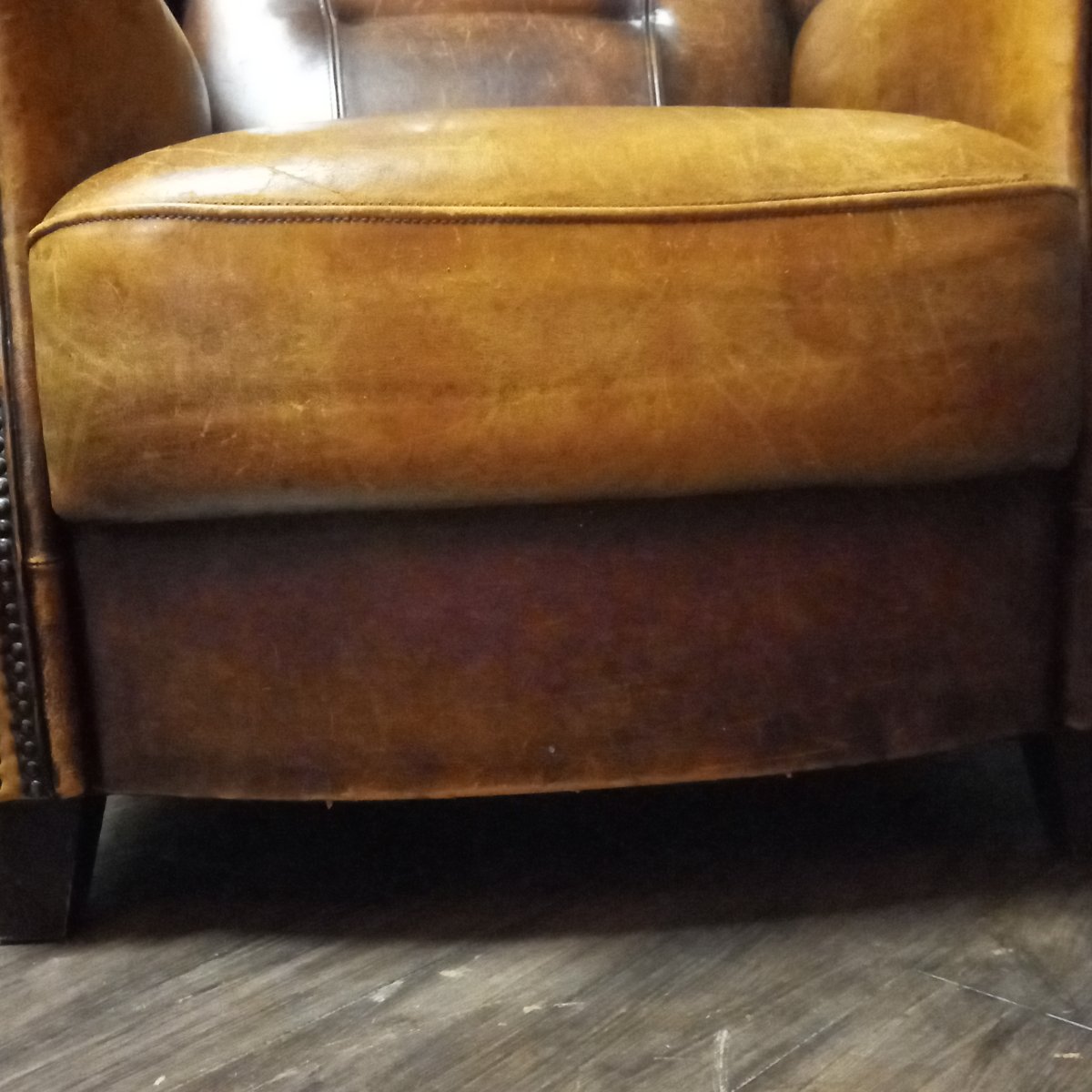 Sturdy Wingback Chair Made Of Sheepskin-photo-8