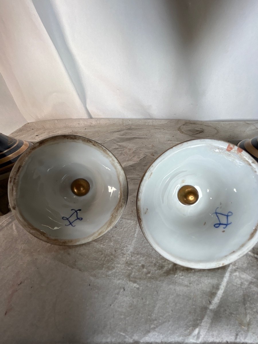 Paire Des Vases En Porcelaine De Sevres(styl) De 20 Ieme Siecle-photo-3