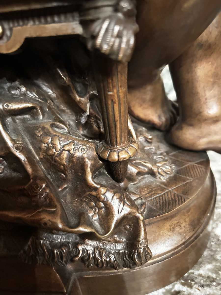 Louis Auguste Moreau Sculpture française en bronze patiné d'une fille avec une poupée par Augus-photo-3