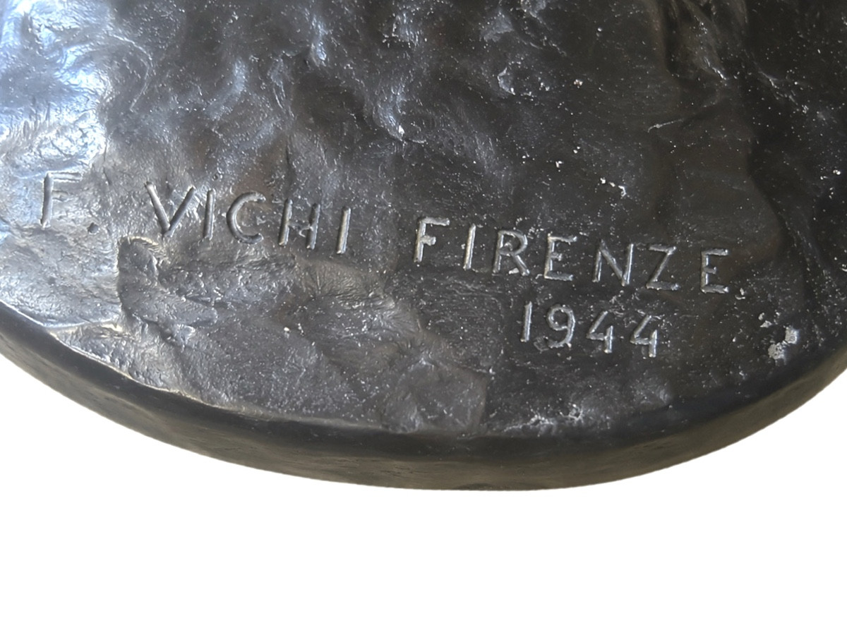 Un bronze de 20 ieme siécle presente(homme nue) APOLLO BELVEDERE sig Vichi firenze1944-photo-3