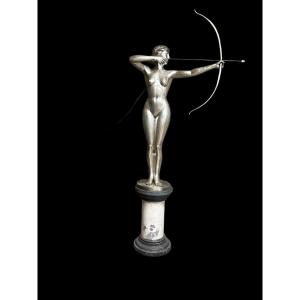 UnBronze argente sig Ferdinand Lepcke boogspannerin 