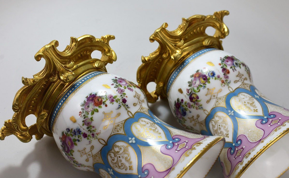 Paire De Vases En Porcelaine de Paris d'époque Louis-Philippe-photo-5