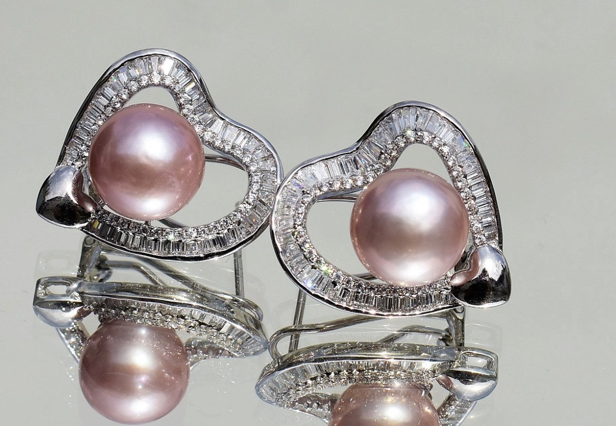 Pair Of Silver And Pearl Earrings-photo-3