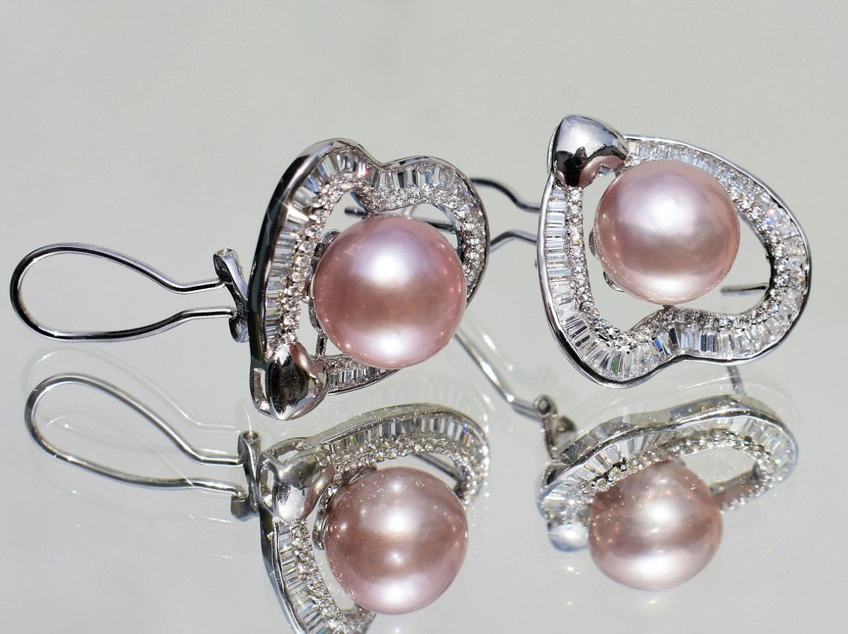 Pair Of Silver And Pearl Earrings-photo-4