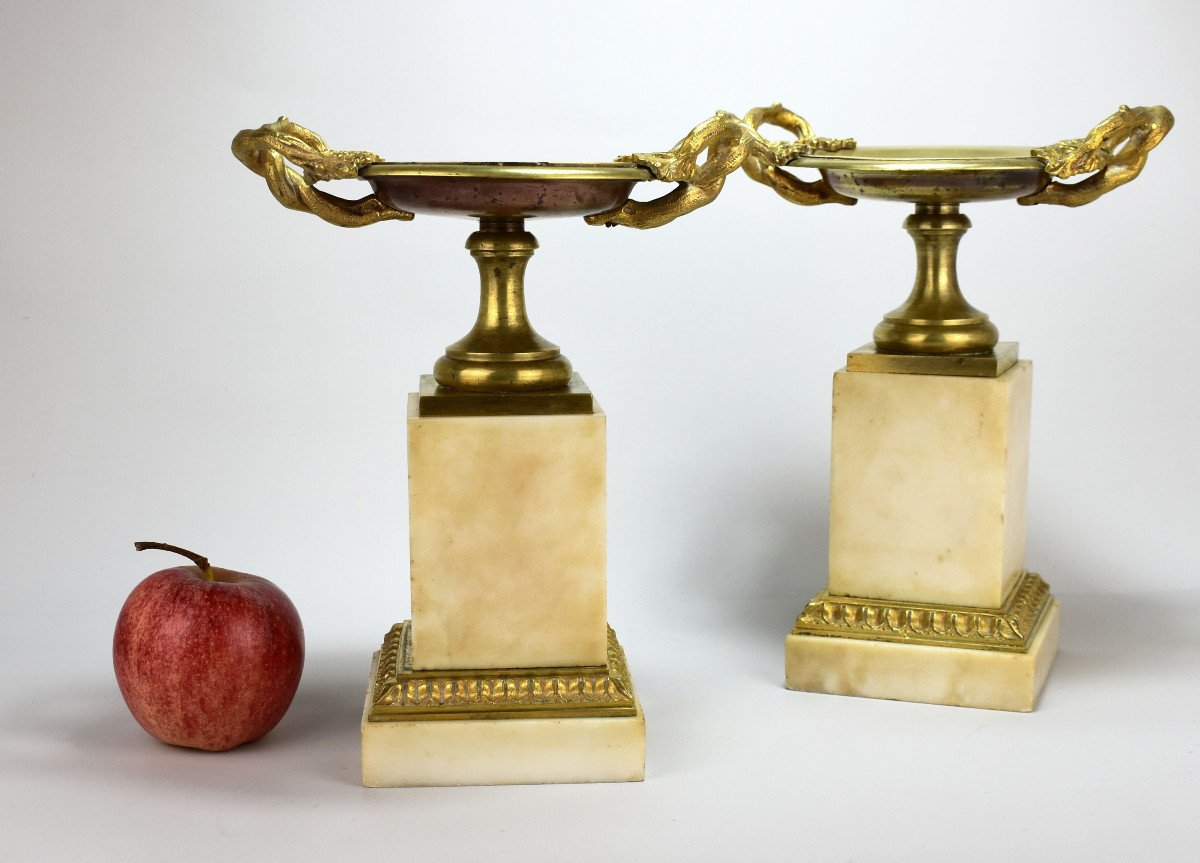 Pair Of Bronze Cups. 19th Century-photo-3
