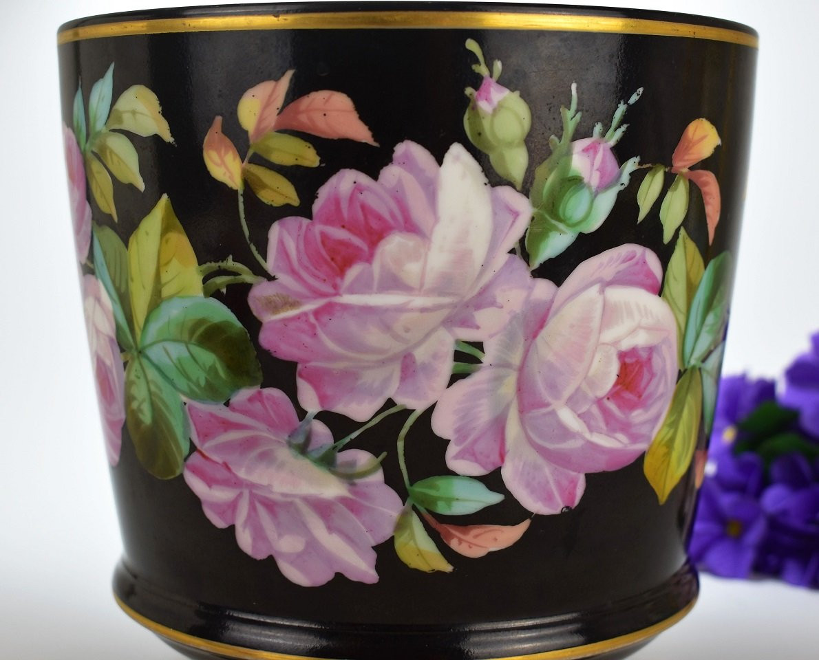 Cache-pot en porcelaine de Limoges.GDM-photo-1
