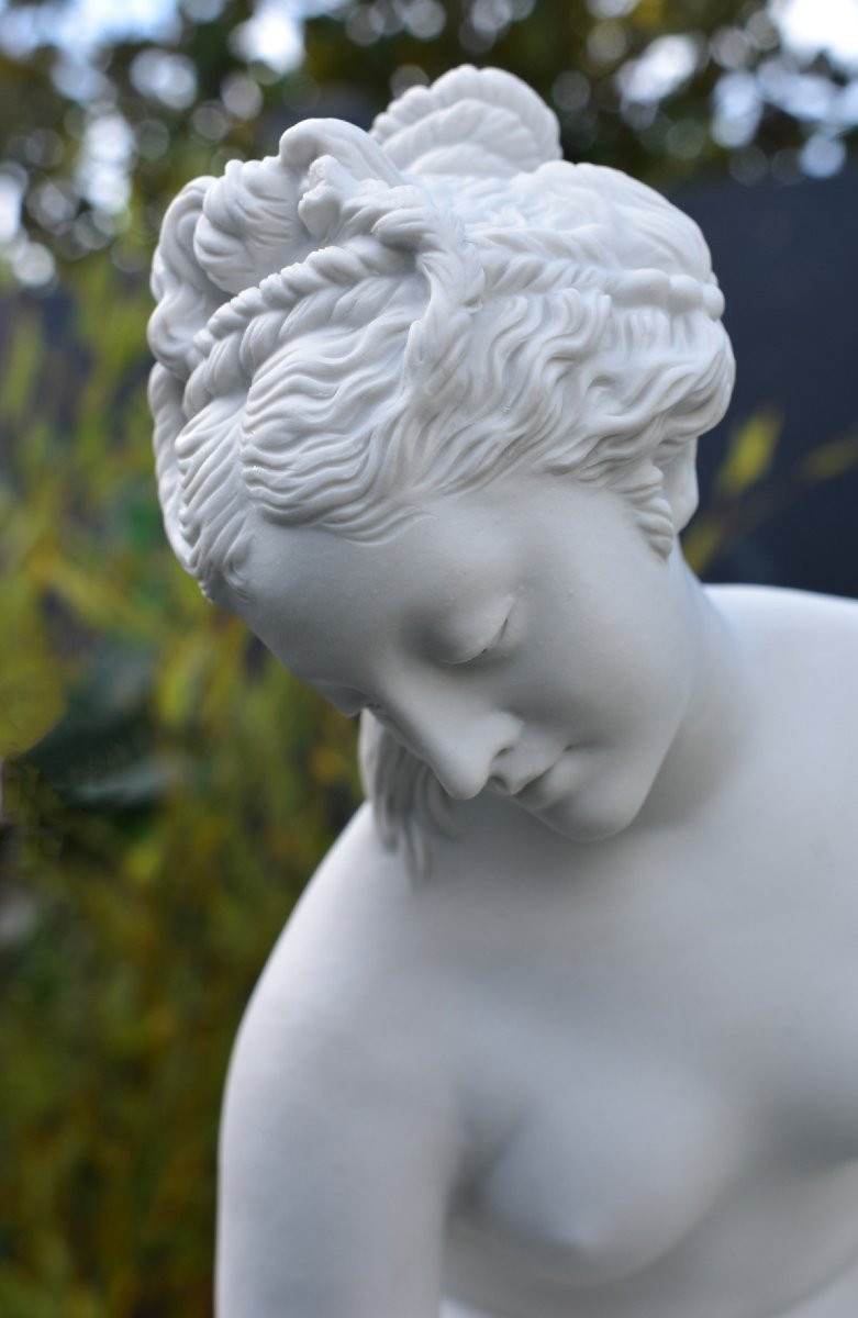 Grande Sculpture En Biscuit De Porcelaine "la Baigneuse". -photo-2