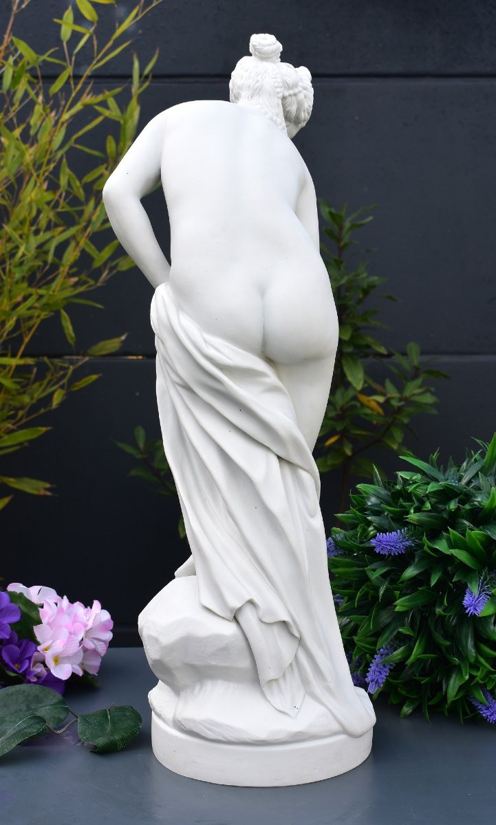 Grande Sculpture En Biscuit De Porcelaine "la Baigneuse". -photo-4