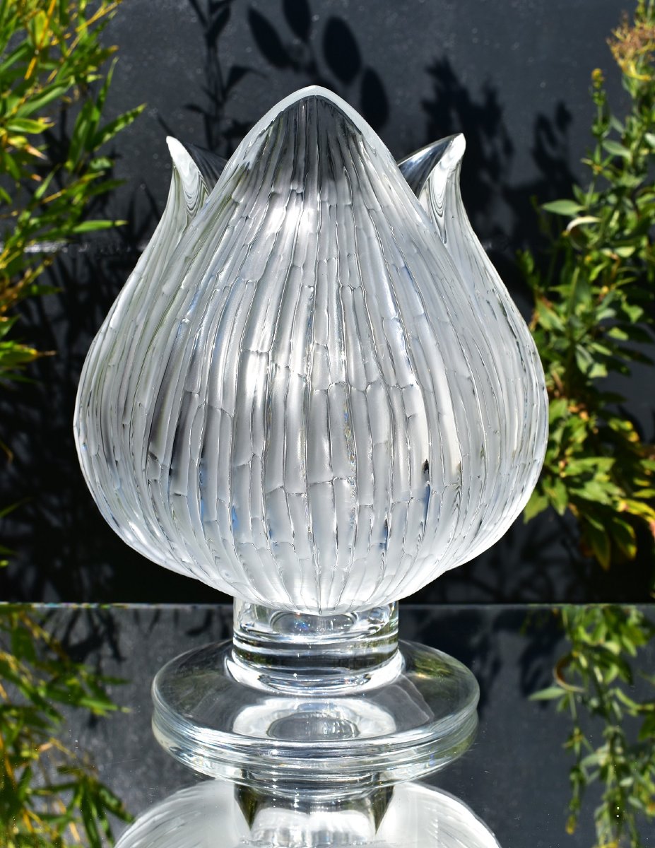 Lalique. Vase-photophore "Fleur". -photo-1
