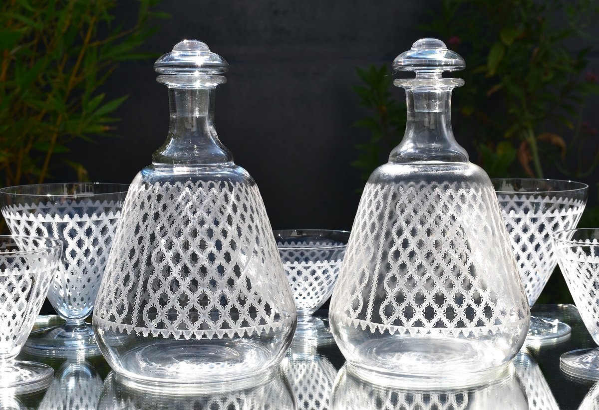 Baccarat "Alhambra / Bruxelles" Grand service en cristal gravé avec 2 carafes-photo-5