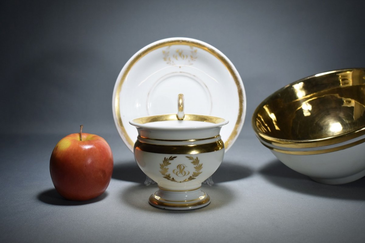 Porcelain Biscuit Cup And Vase With Marquise De Sévigné-photo-3