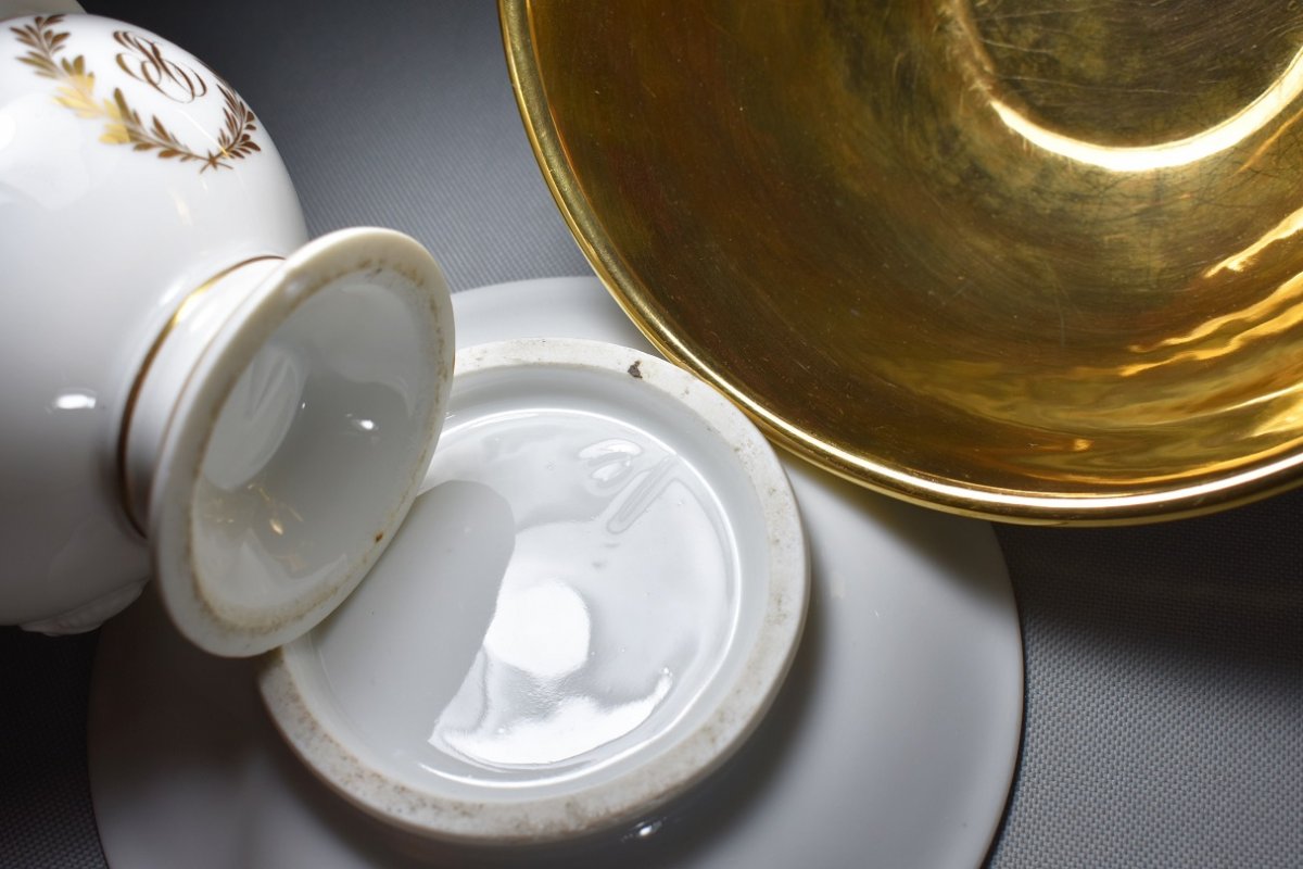 Porcelain Biscuit Cup And Vase With Marquise De Sévigné-photo-5