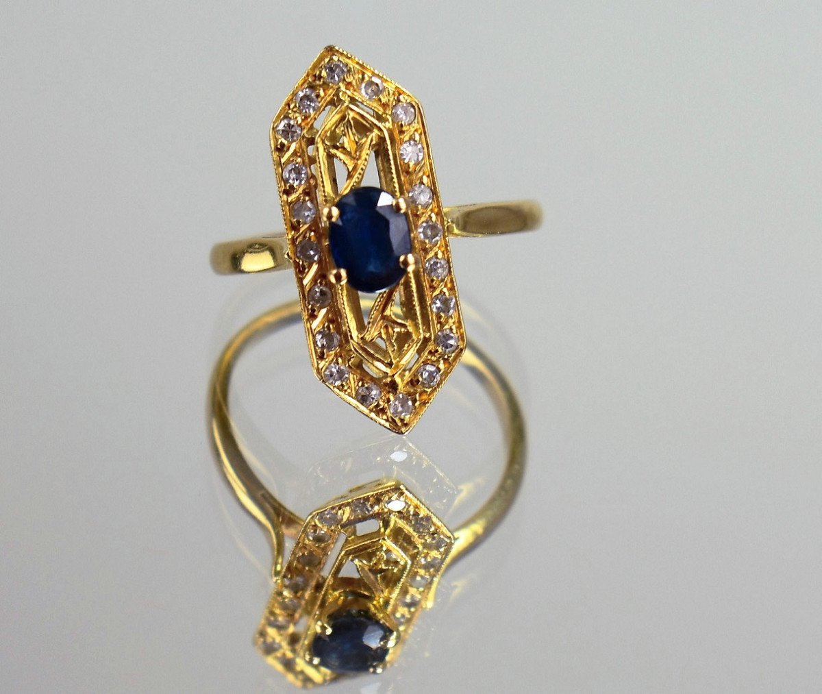 Bague En Or Avec  Saphire Et Diamants-photo-4