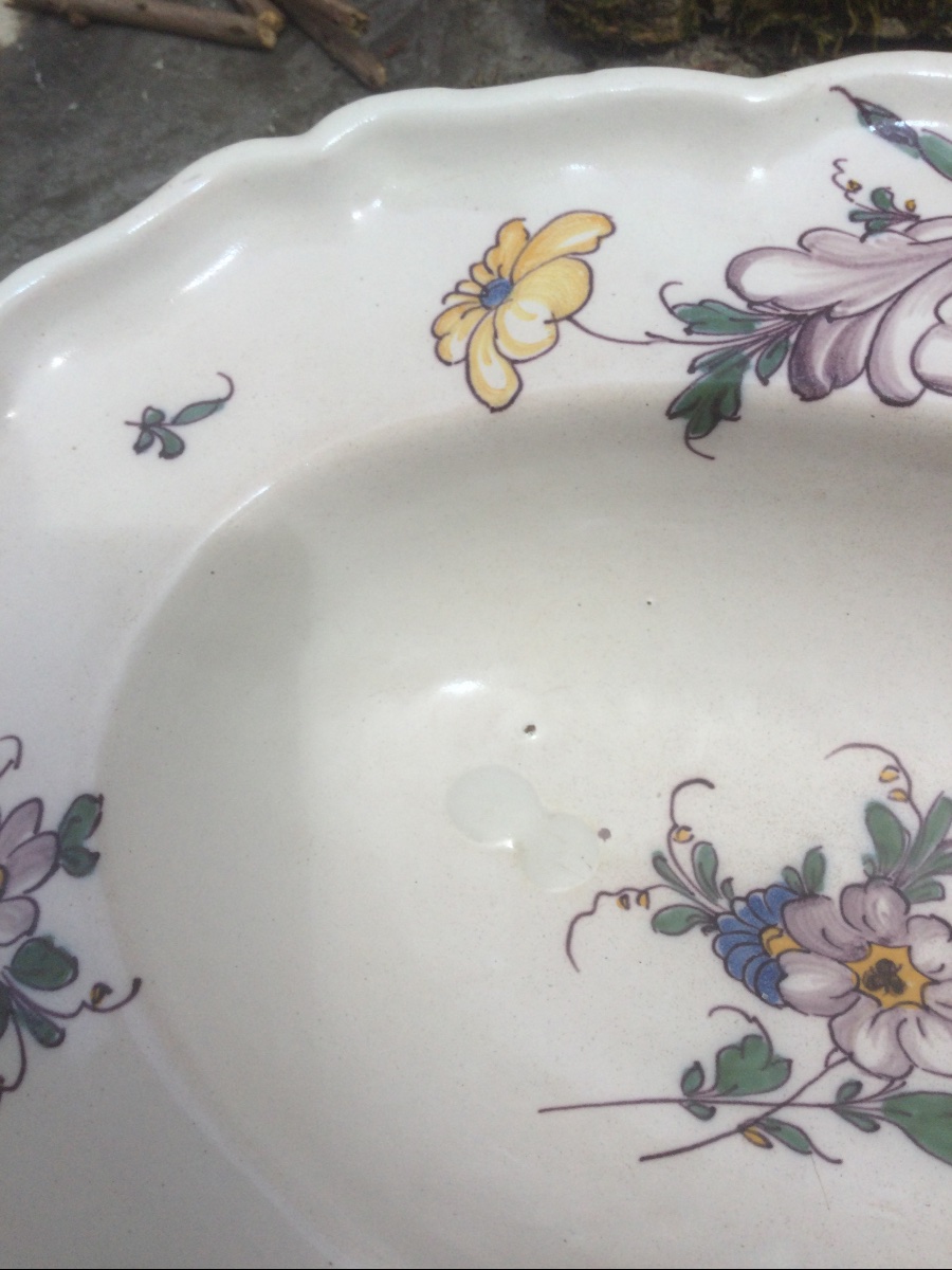 Shaving Dish, Roanne Earthenware, 18th Century.-photo-2